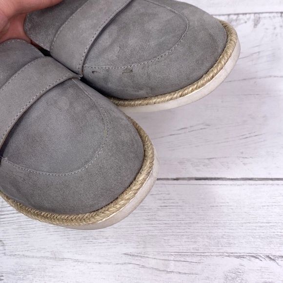 Caslon Grey Suede Leather Loafers Shoes in Womens Size 8 - Picture 4 of 9